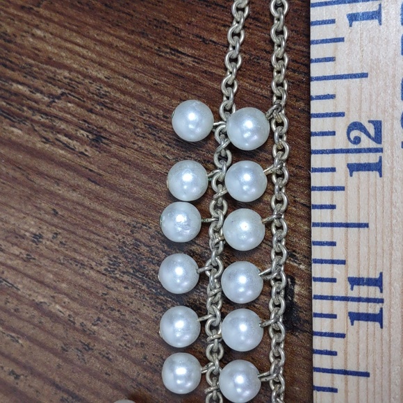 Vintage Bib Style Faux Pearl/AB Crystal Goldtone Necklace - Picture 9 of 10